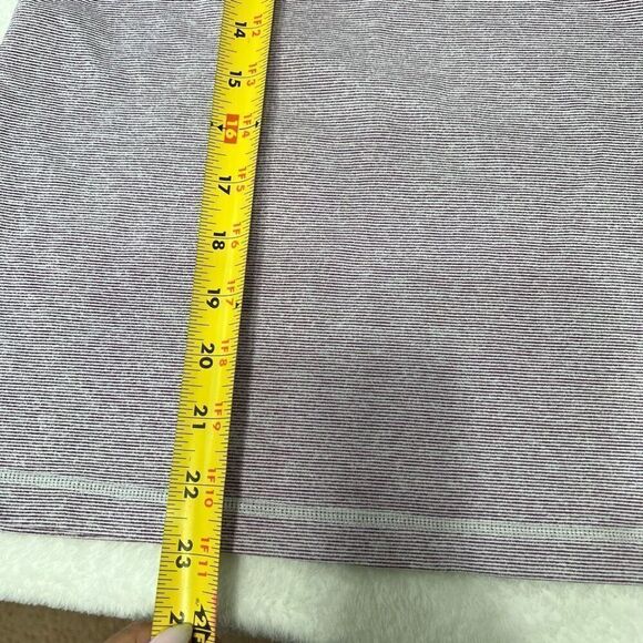 Lululemon Power Y Tank Luon 8 Purple Athletic Top Women - Picture 10 of 10